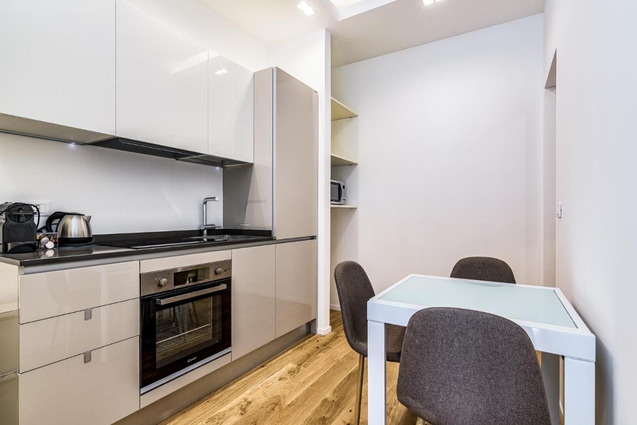 Basiliche Apartment Милан Экстерьер фото